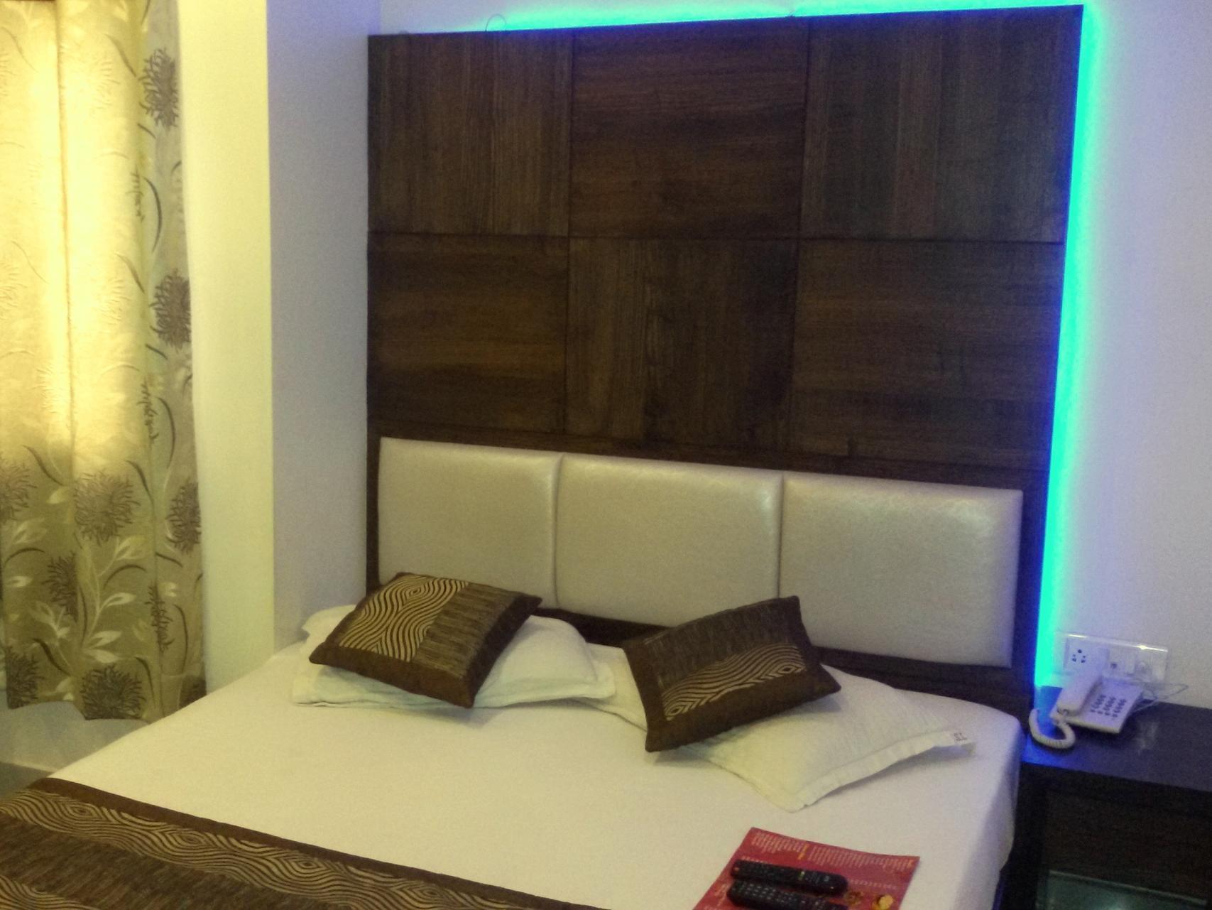 Hotel Saffron Inn New Delhi Extérieur photo